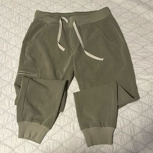Figs Zamora Jogger Scrub Pant Small Petite Heather Olive